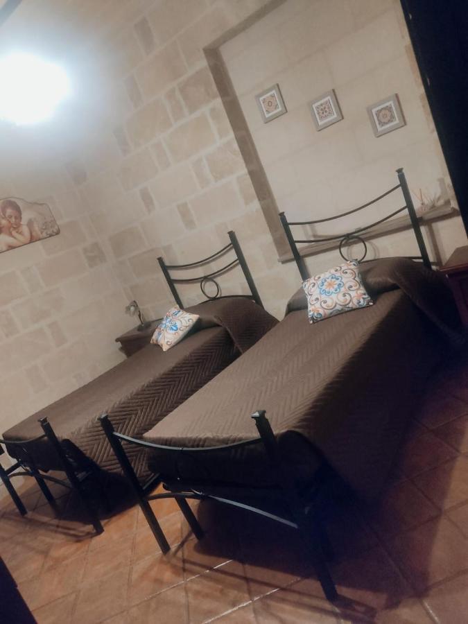 Villa Agriturismo Al Passaggio Di Pirro à Miglionico Extérieur photo