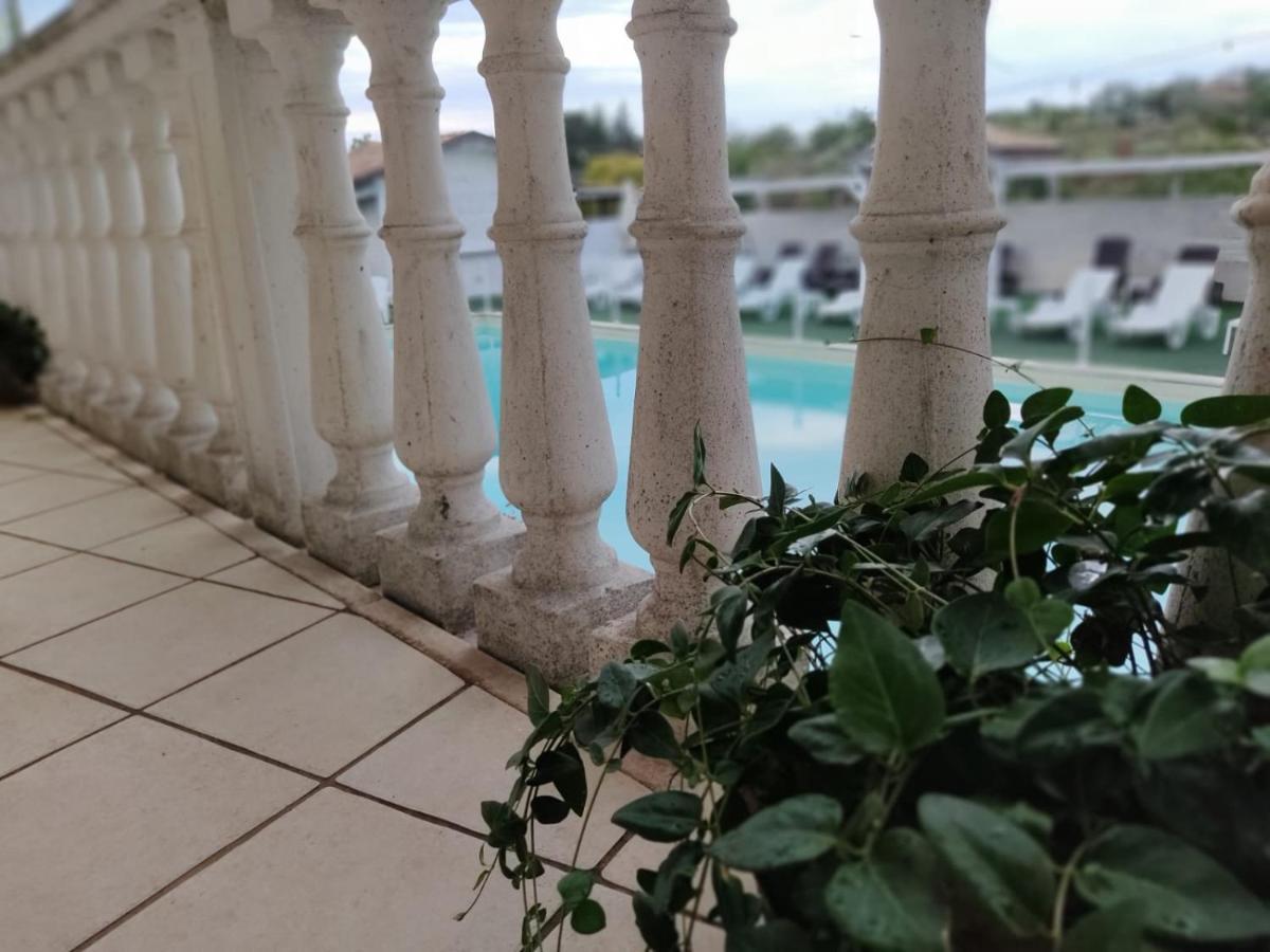 Villa Agriturismo Al Passaggio Di Pirro à Miglionico Extérieur photo