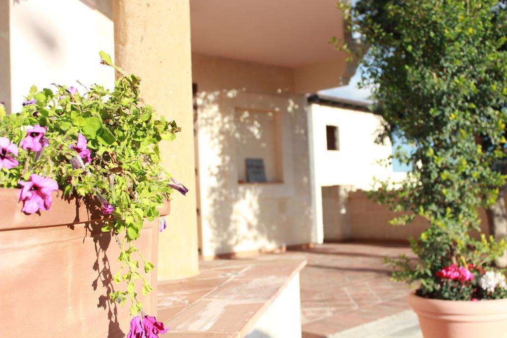 Villa Agriturismo Al Passaggio Di Pirro à Miglionico Extérieur photo